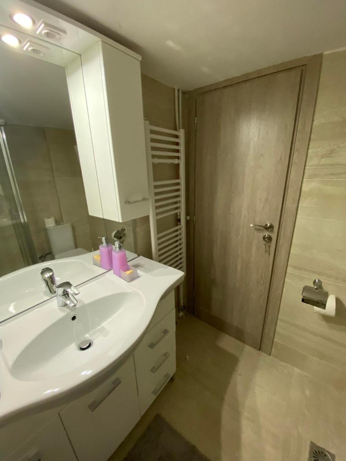 Kultur Apartment Атина Екстериор снимка