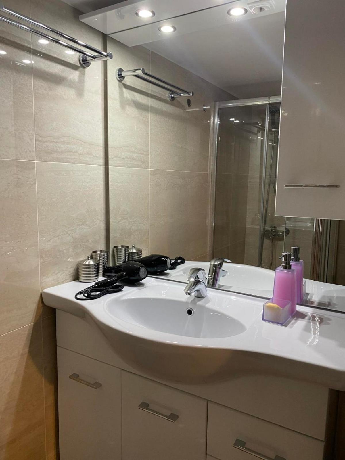 Kultur Apartment Атина Екстериор снимка